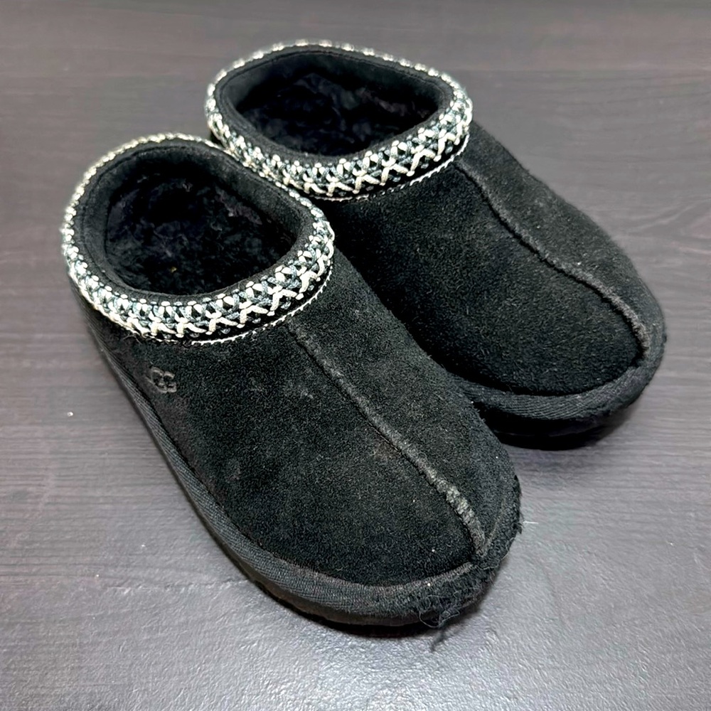 Authentic Ugg Slippers